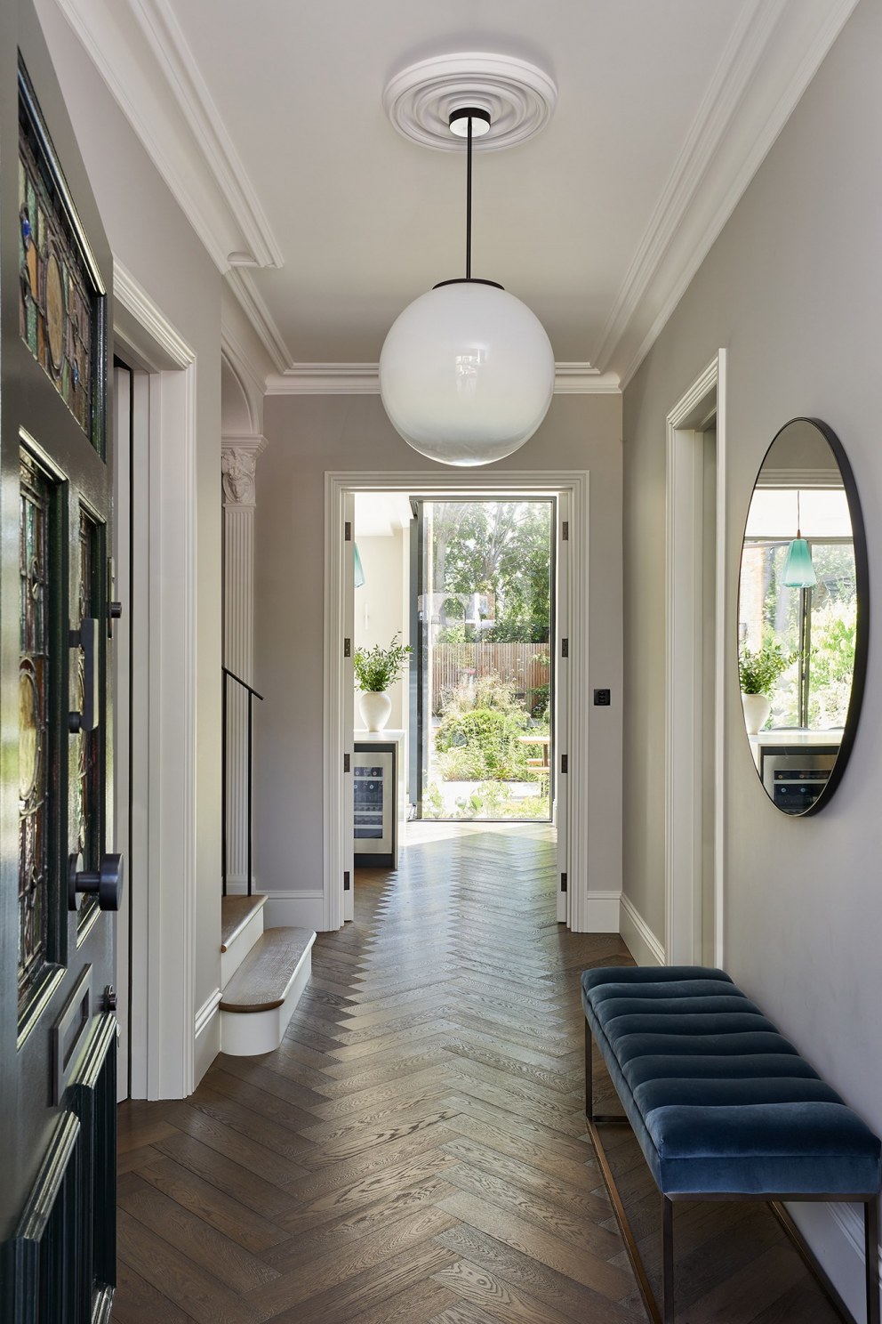 Entrance Hall / Contemporary Surrrey Family Home - InteriorDesigners.net