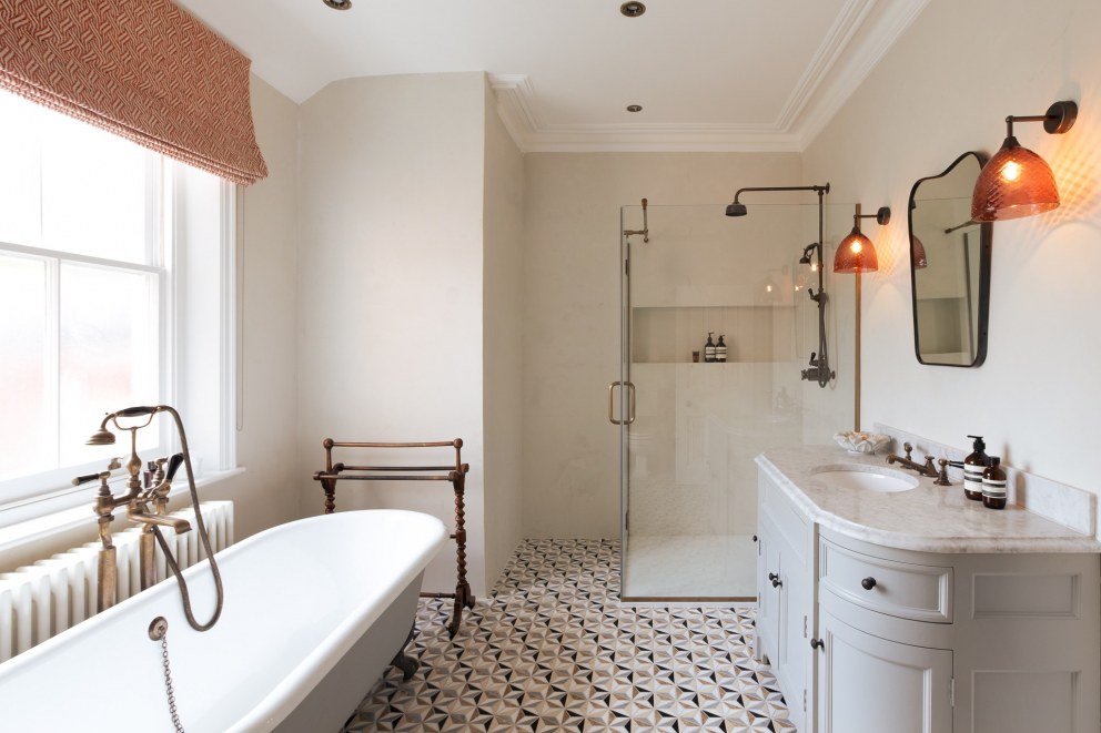 Wimbledon family home | Main bathroom | Interior Designers