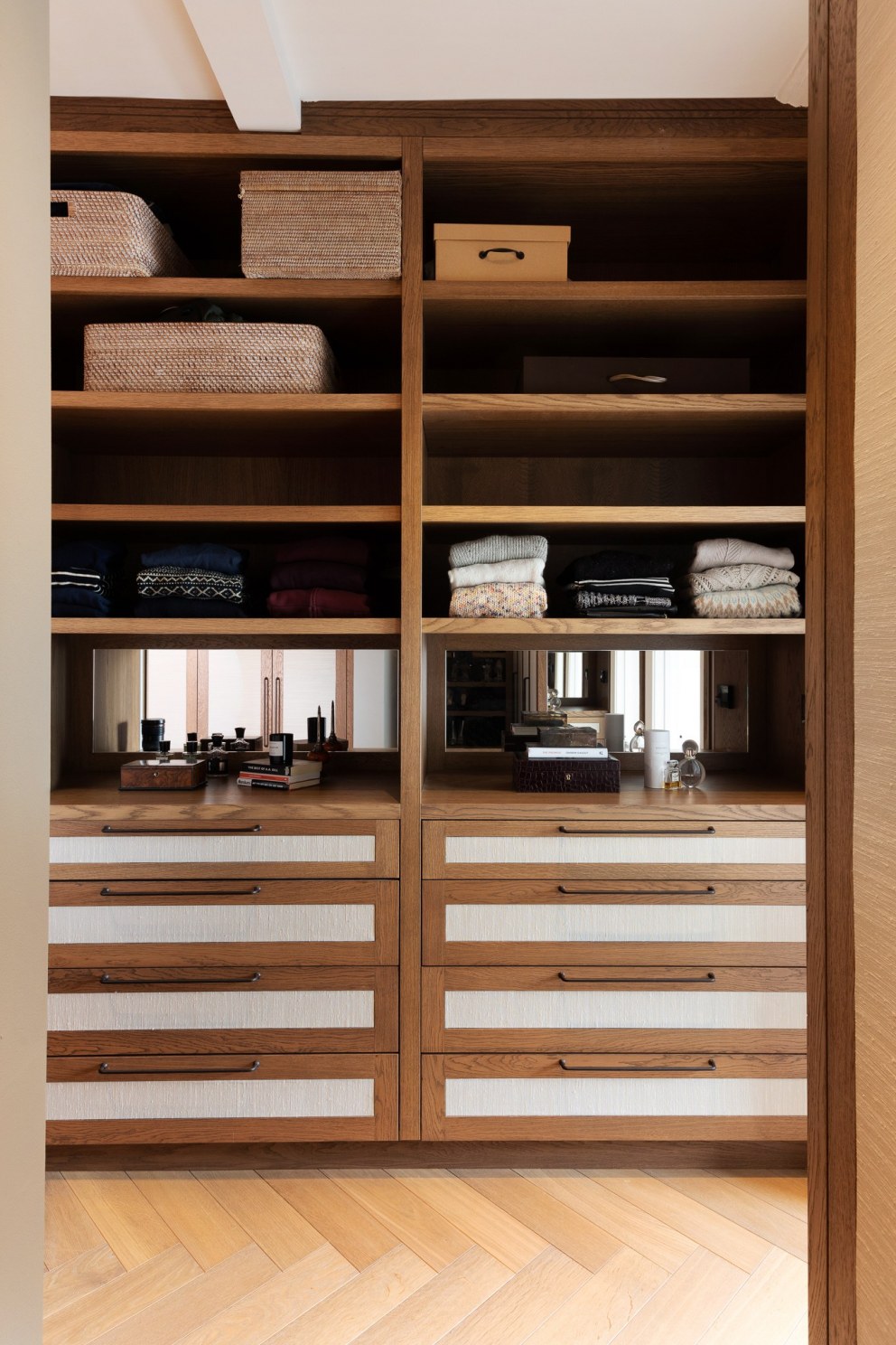 Wimbledon family home | Dressing area - bespoke joinery design | Interior Designers