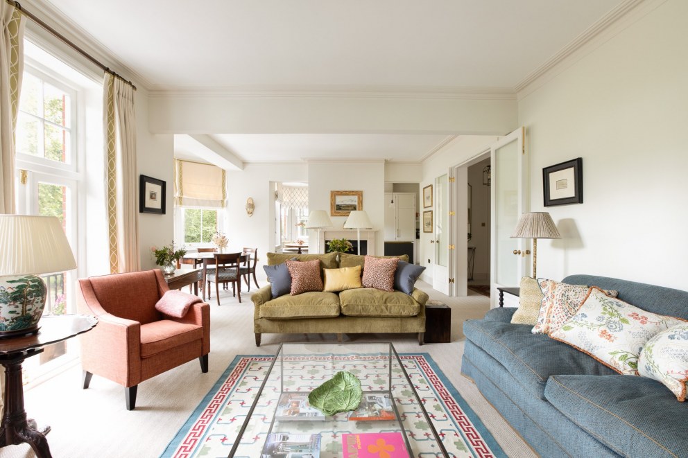 Battersea apartment | Sitting room | Interior Designers