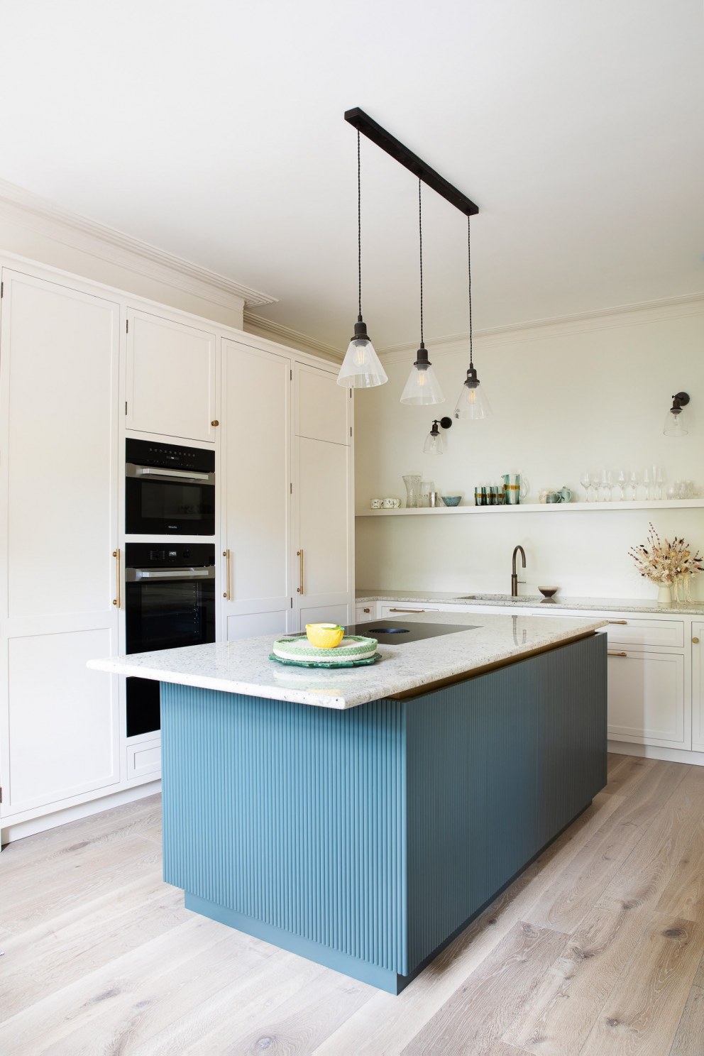 Battersea apartment | Kitchen | Interior Designers
