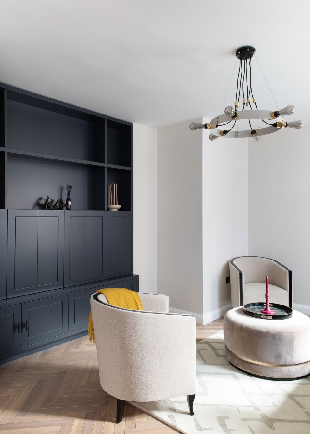 Fitzrovia apartment refurbishment | Sitting room | Interior Designers