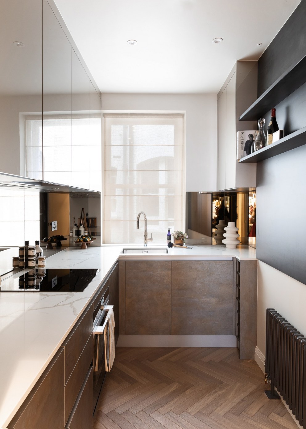 Fitzrovia apartment refurbishment | Kitchen | Interior Designers