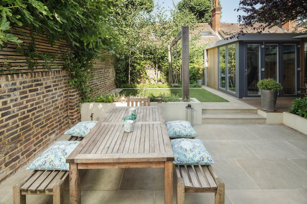 Belsize Park Basement Apartment | Basement Apartment - Garden & Summer House / home office | Interior Designers