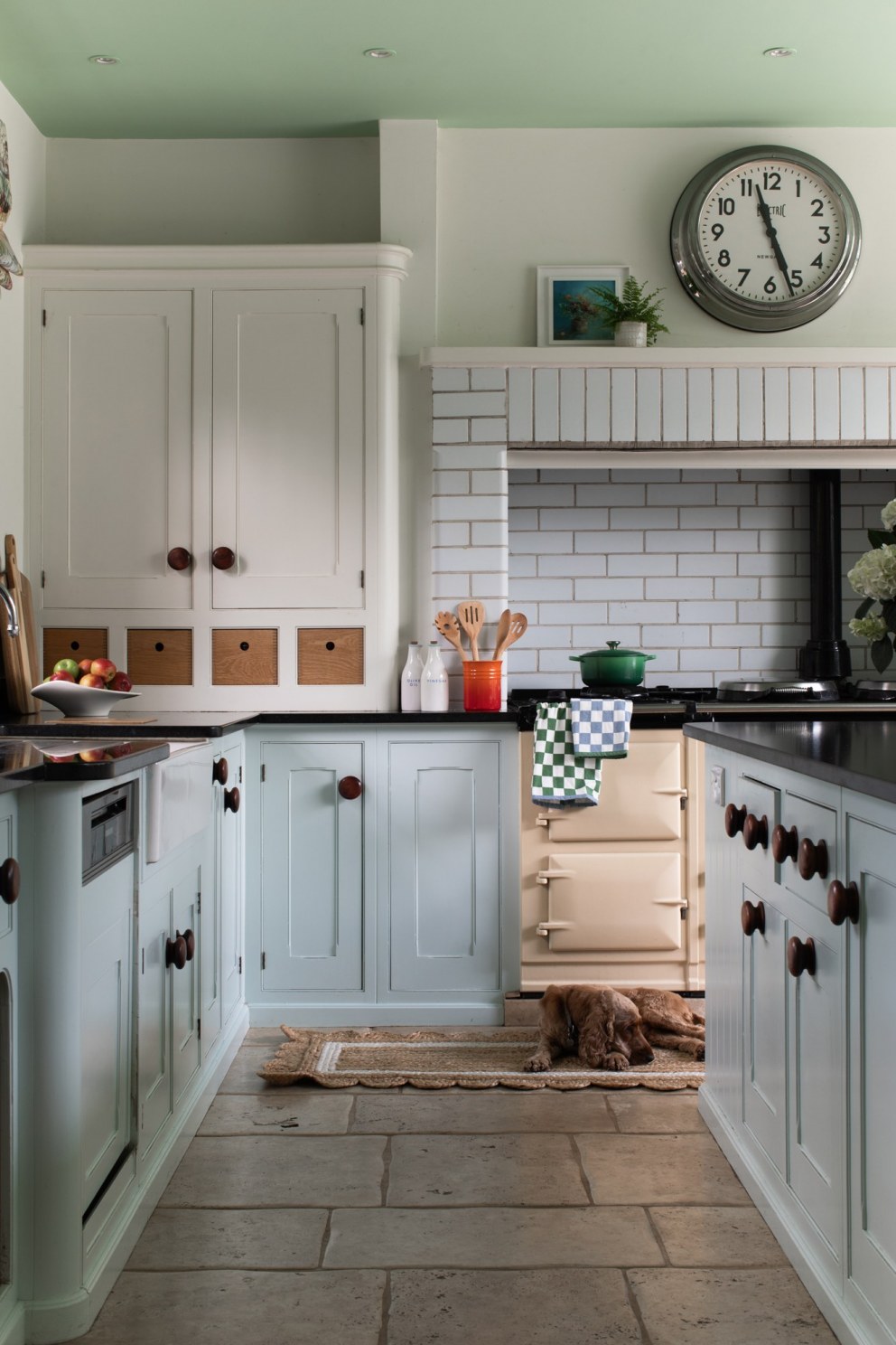 St Timothee | St Timothee Kitchen | Interior Designers