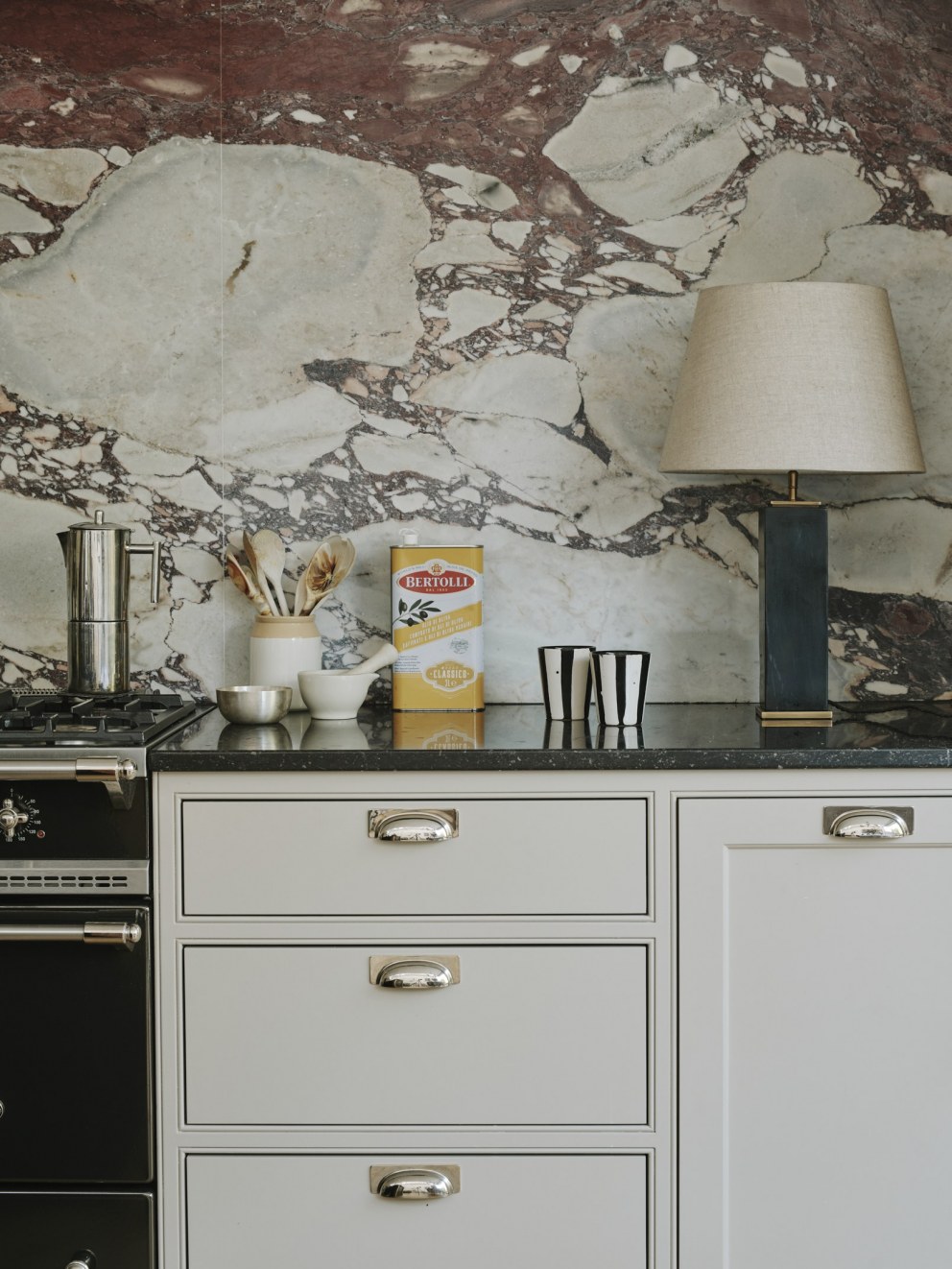 Wallingford Avenue | Kitchen close up | Interior Designers