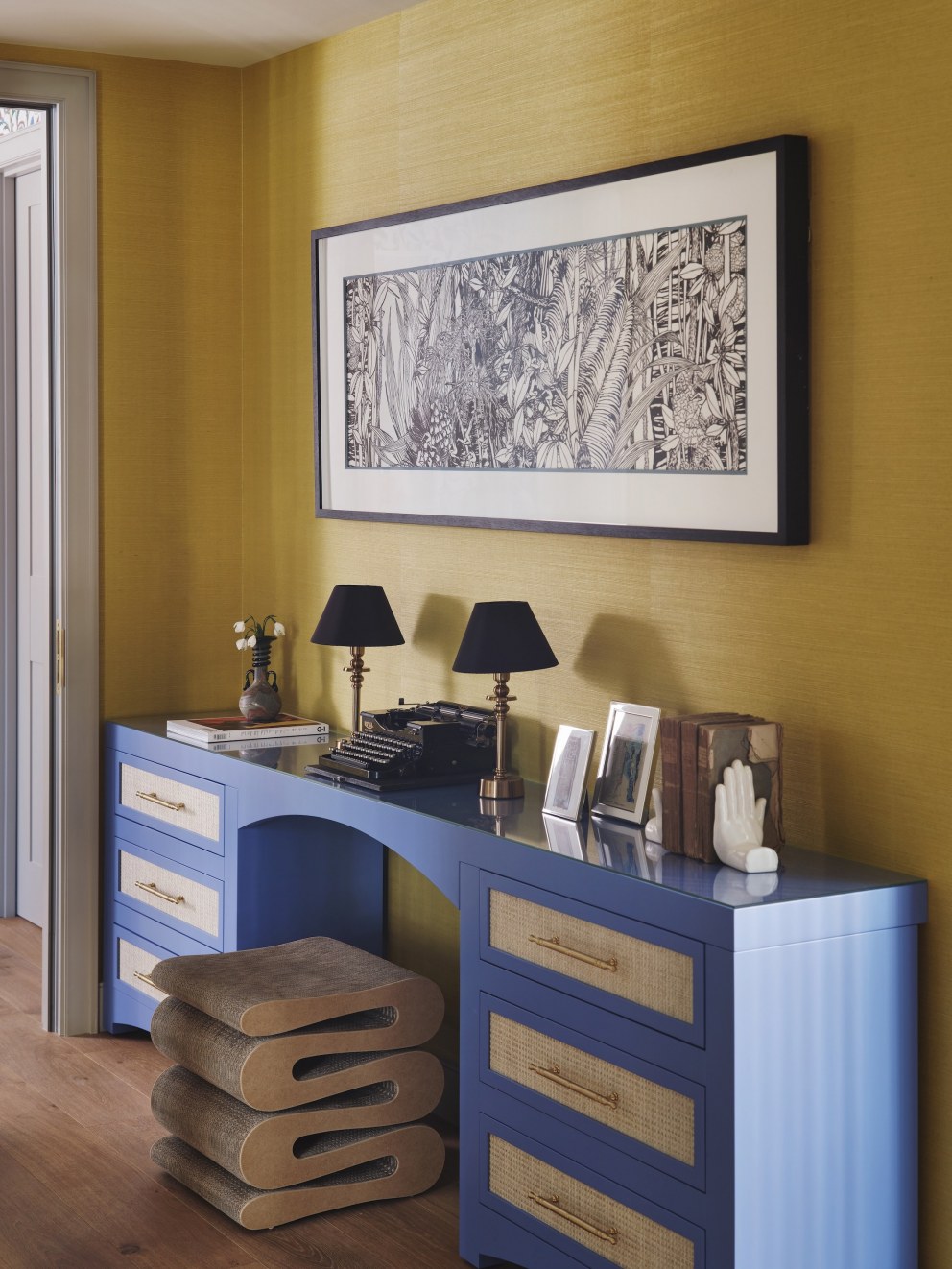 So Fresh, So Clean | So Fresh, So Clean - Desk  | Interior Designers