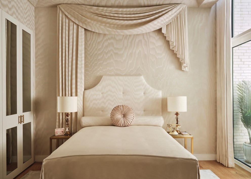 That's A'moire! | That's A'moire! - Primary Bedroom | Interior Designers