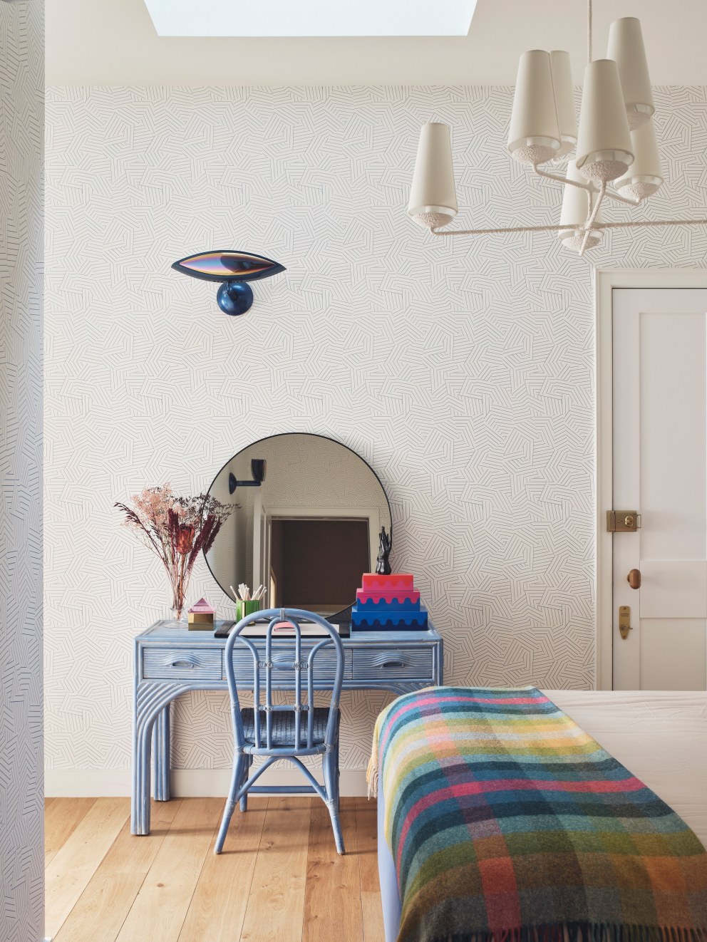 That's A'moire! | That's A'Moire! - Teen Bedroom / Desk | Interior Designers