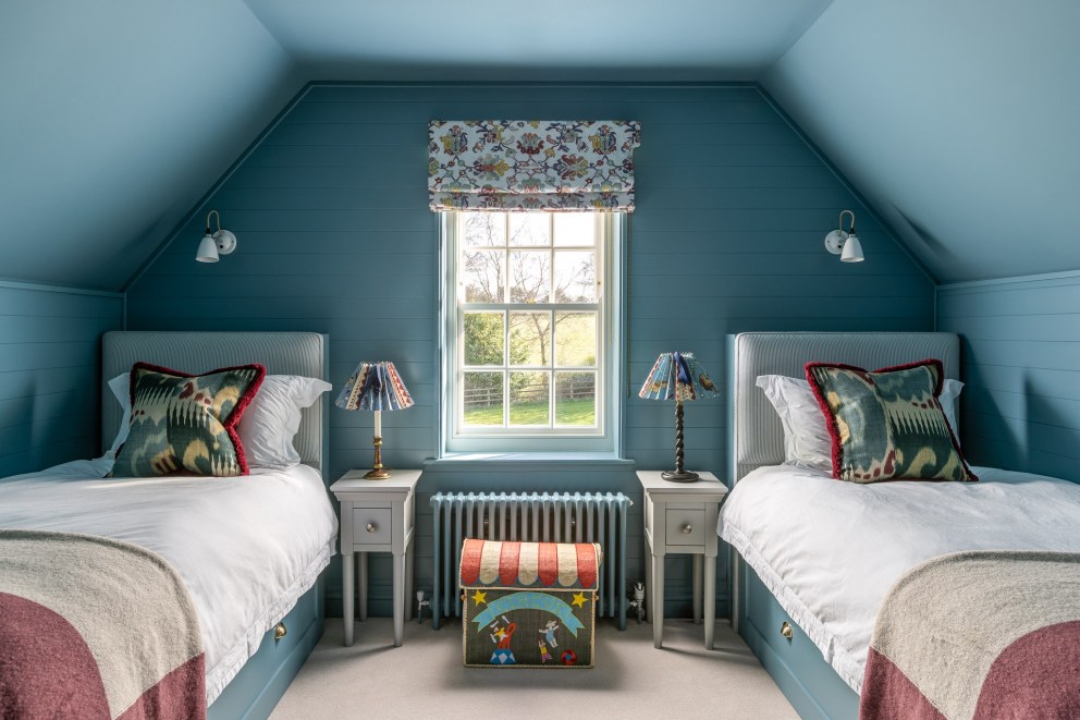 Cotswolds Country House | Bedroom | Interior Designers
