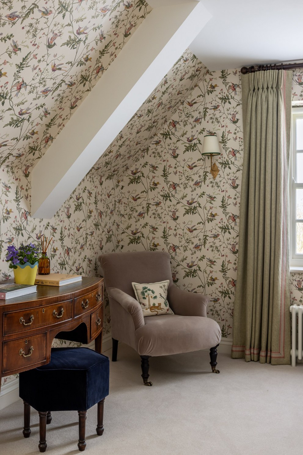 Cotswolds Country House | Bedroom | Interior Designers