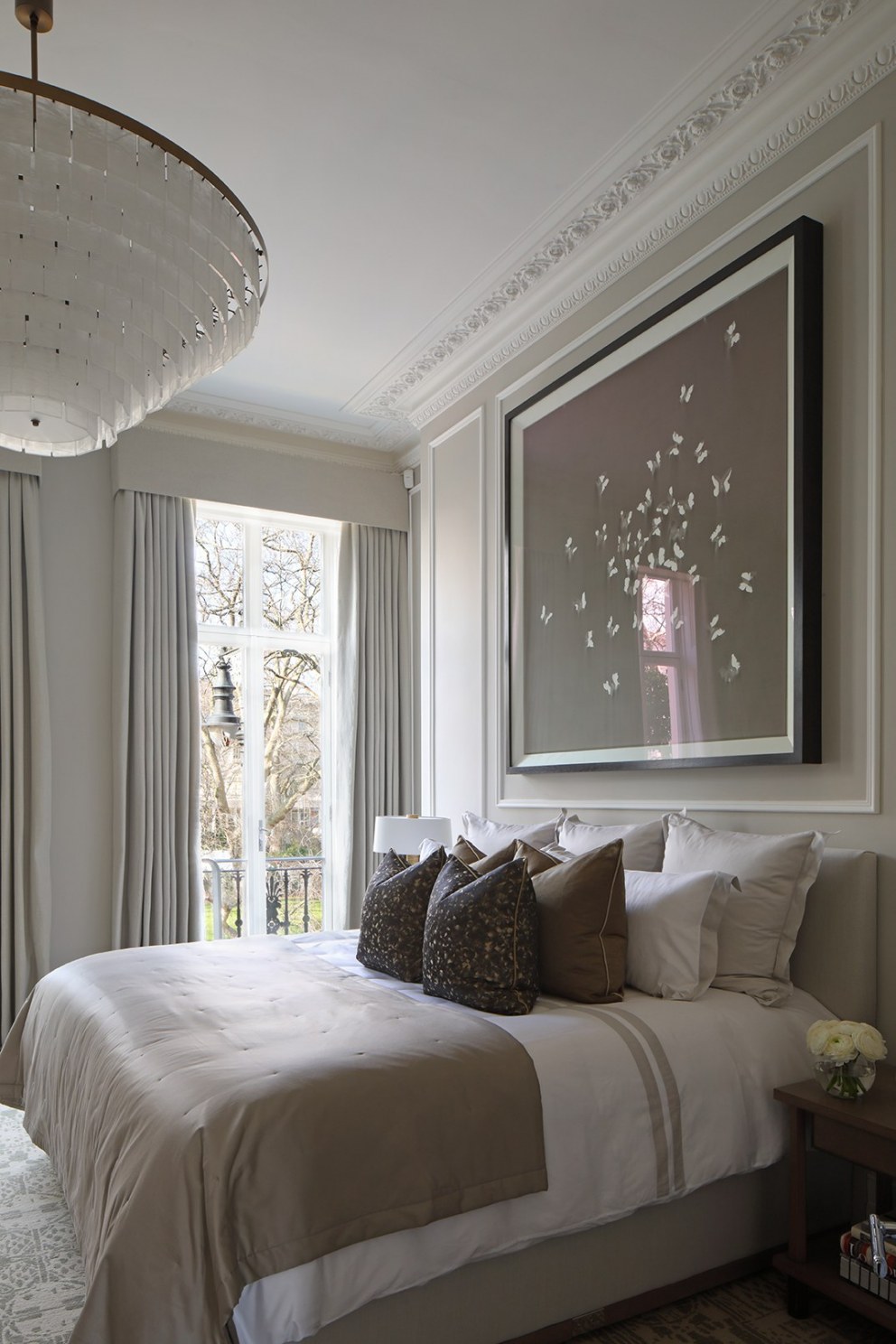 Eaton Square lateral apartment  | Master Bedroom  | Interior Designers