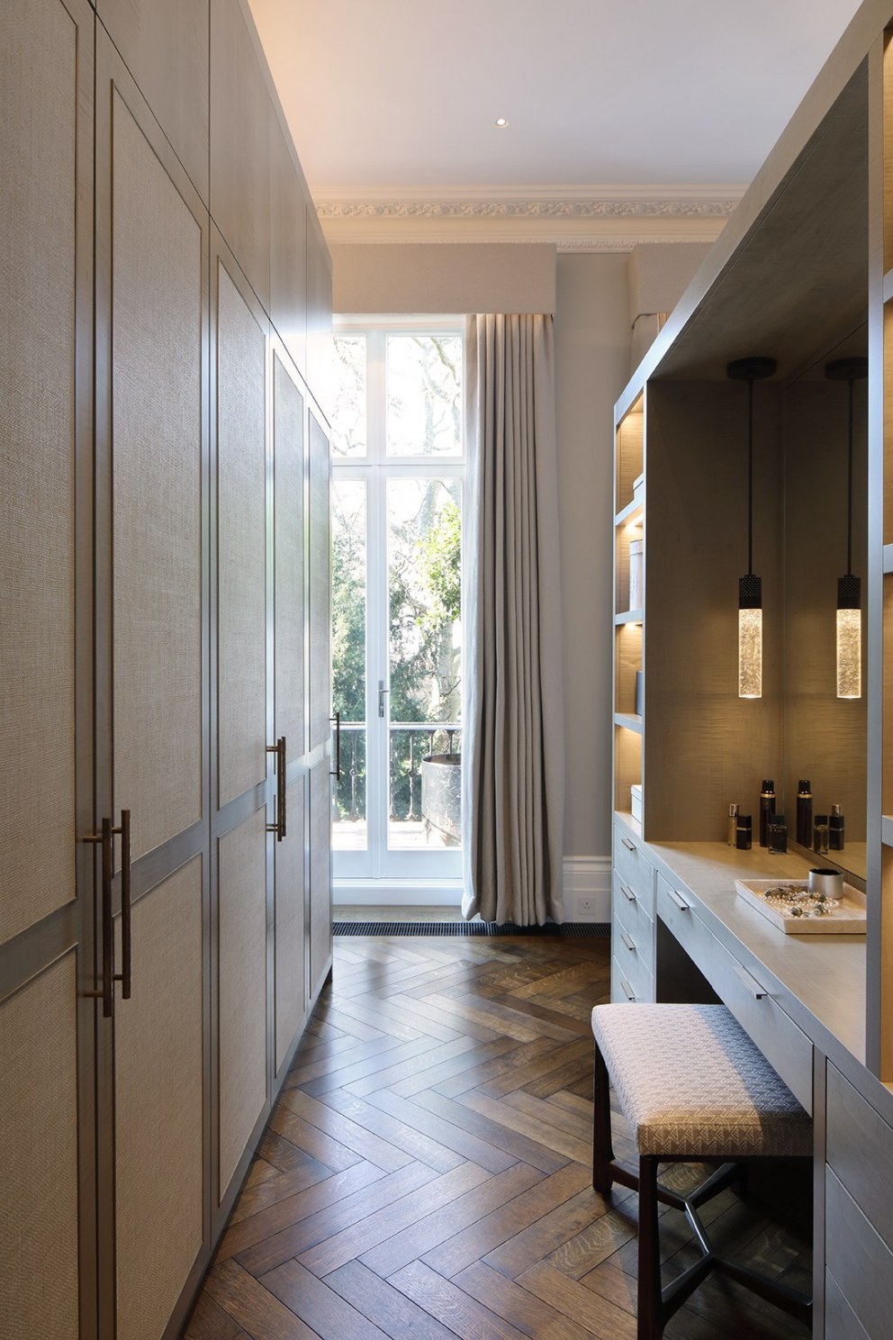 Eaton Square lateral apartment  | Dressing Room joinery and dressing table  | Interior Designers