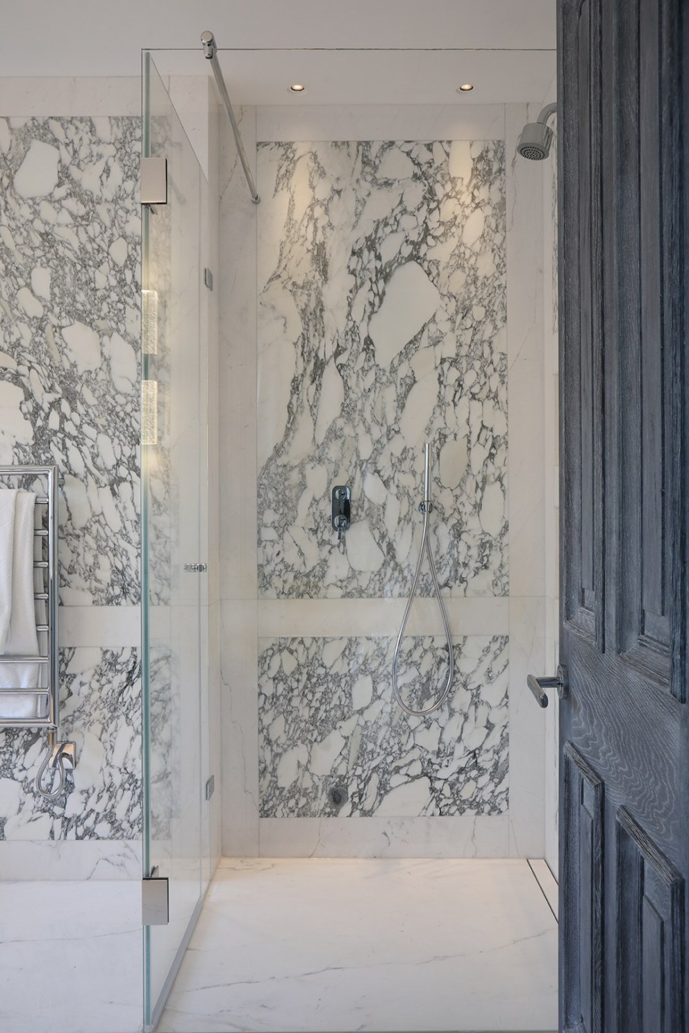 Belgravia Residence in London   | Master Bathroom Ensuite  | Interior Designers