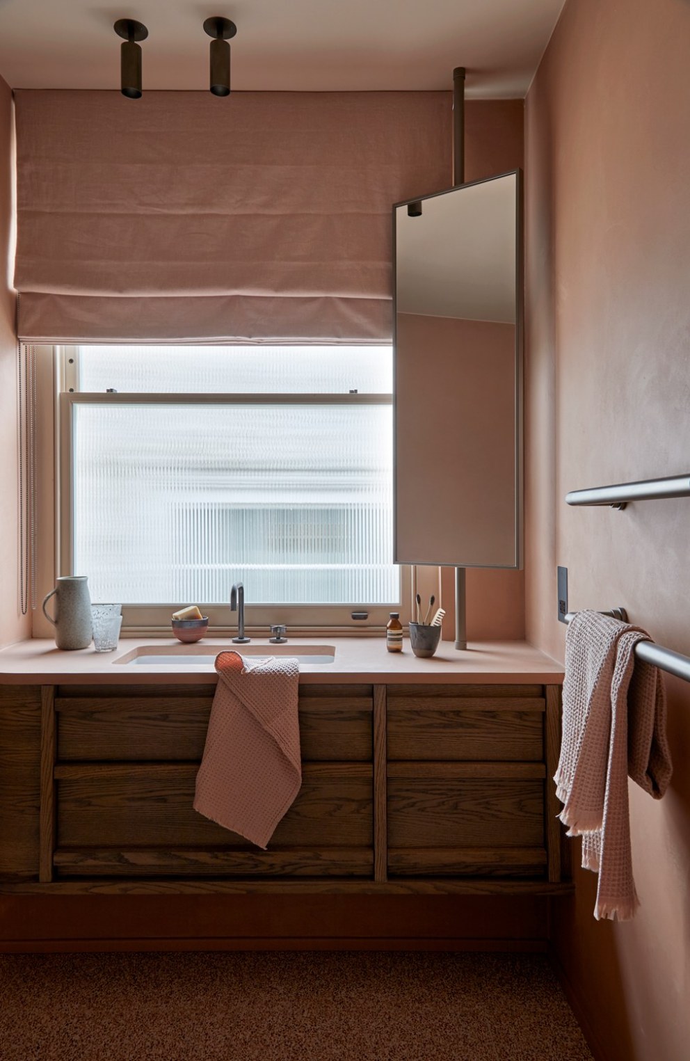 Highgate House 2 | Guest Bathroom | Interior Designers