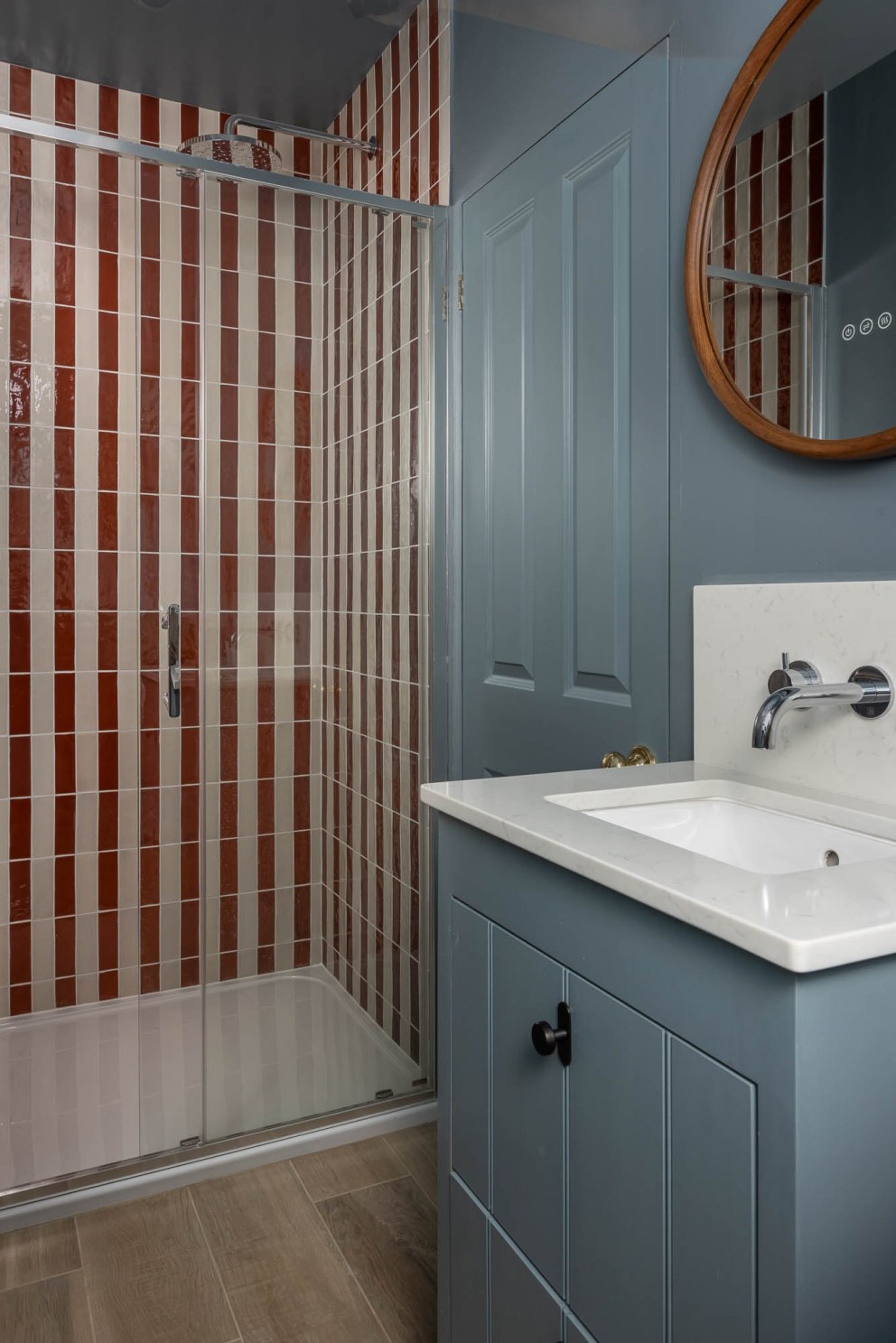 Oxfordshire Farmhouse  | Boy's Ensuite bathroom  | Interior Designers