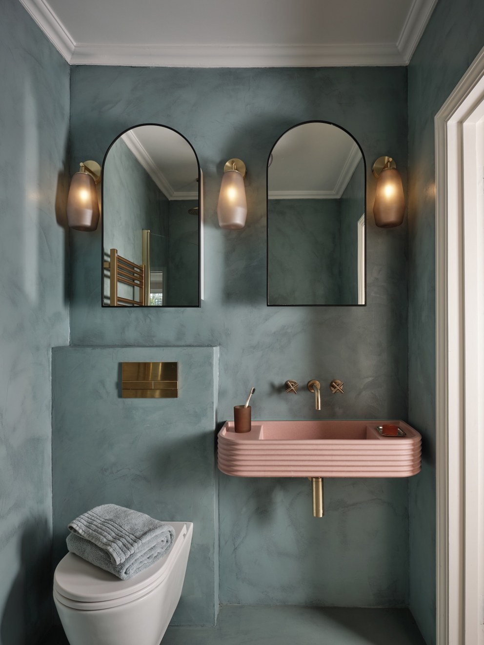 Historic villa, West London | Bathroom | Interior Designers