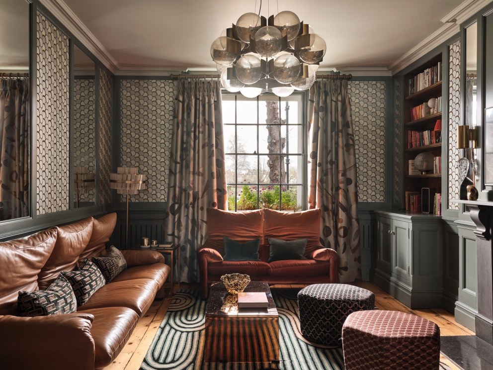 Historic villa, West London | Drawing room | Interior Designers