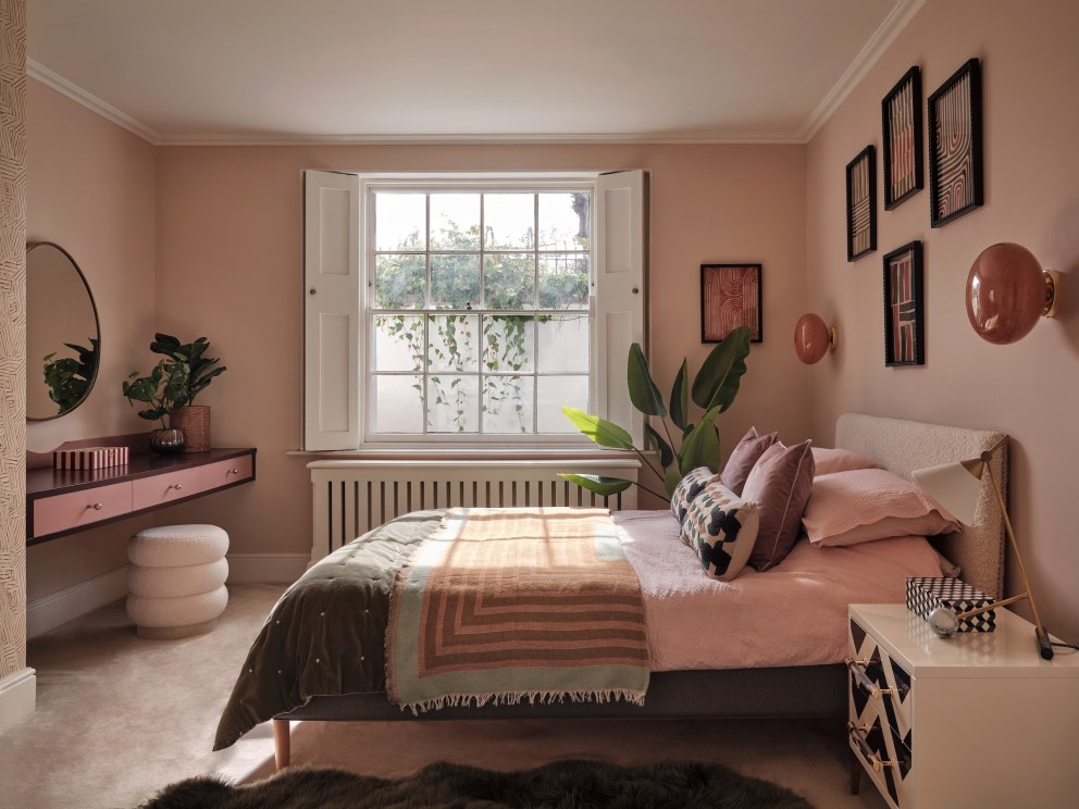 Historic villa, West London | Guest bedroom | Interior Designers